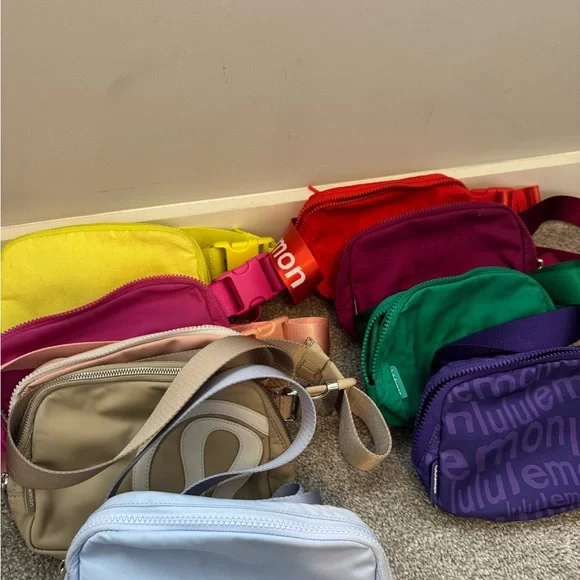 lululemon on my level crossbody bag Lululemon On My Level Bag 2.0 19L Black OS